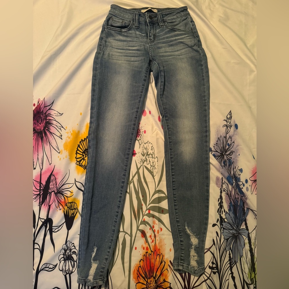 Daytrip Skinny Jeans | Buckle - Picture 2 of 4